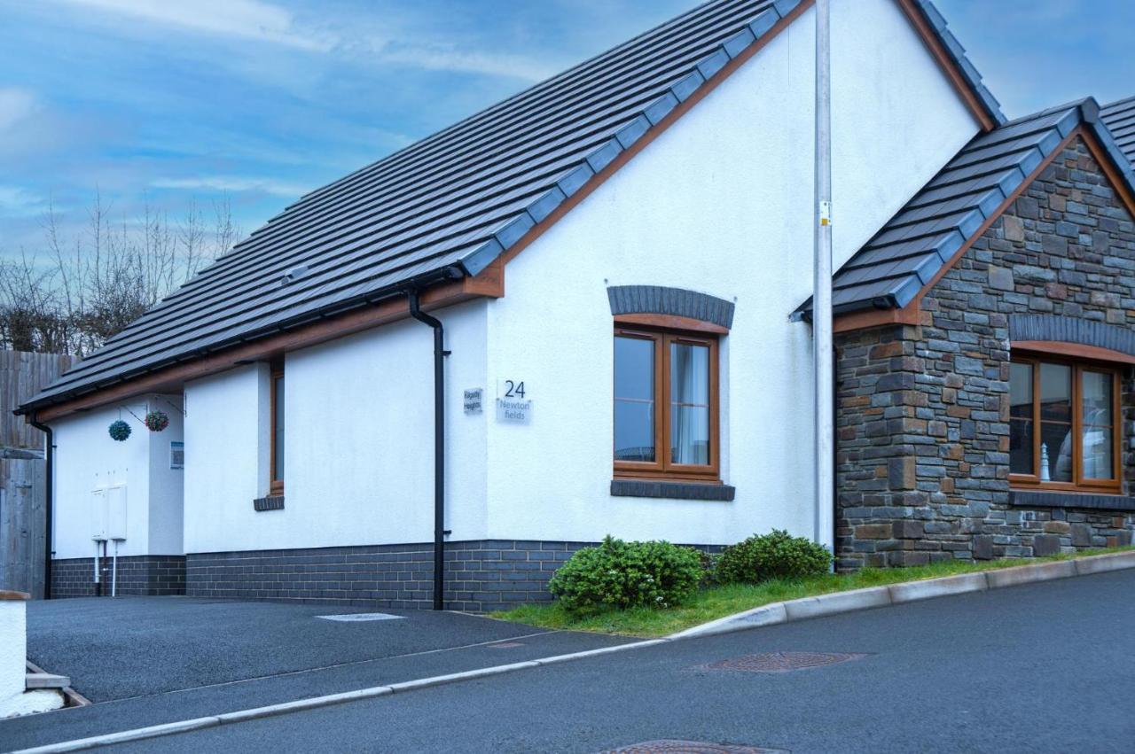 Kilgetty Heights - 2 Bedroom Cottage - Kilgetty Begelly Exterior photo